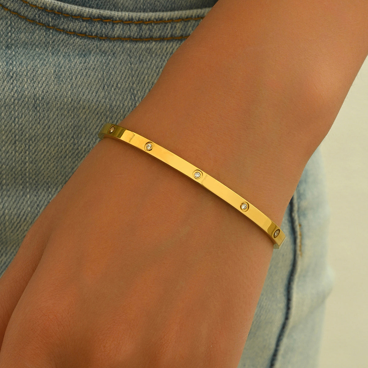 ELNA Minimalist Bracelet